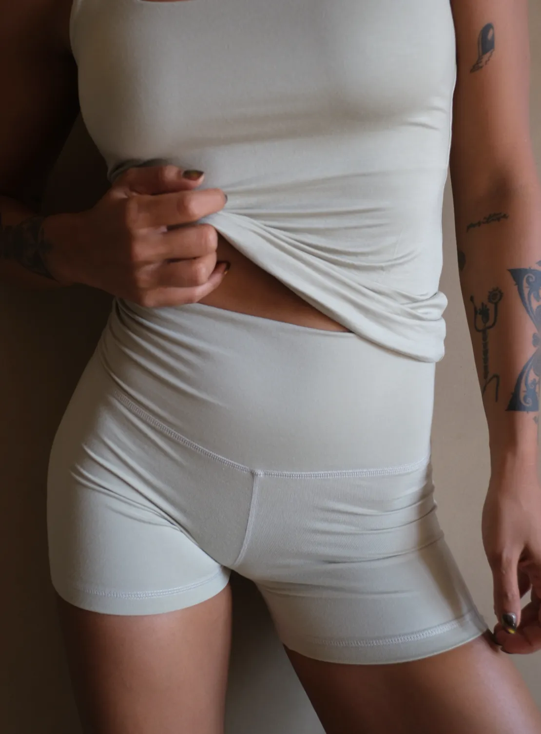Aero Hot Shorts Alfa Beige