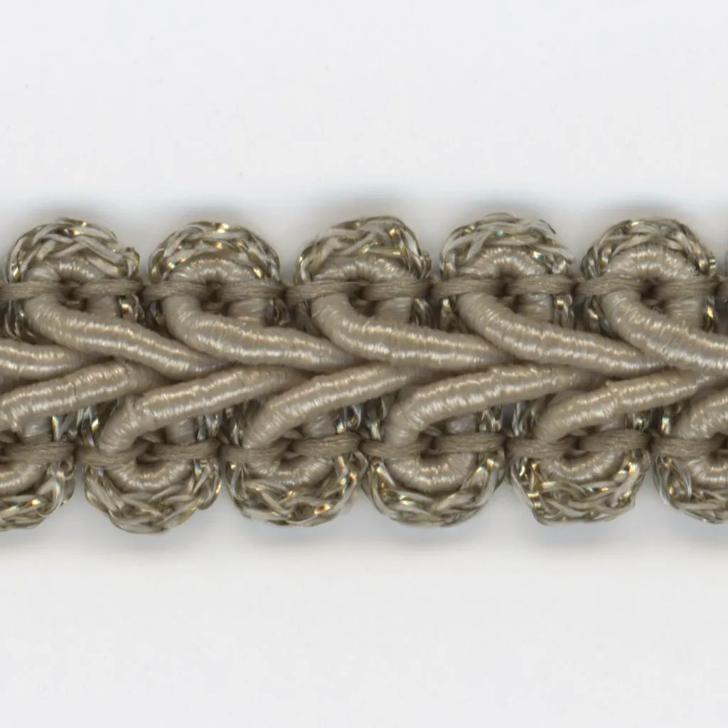 Antique Metallic Trimming Braid #72 Leaf Green
