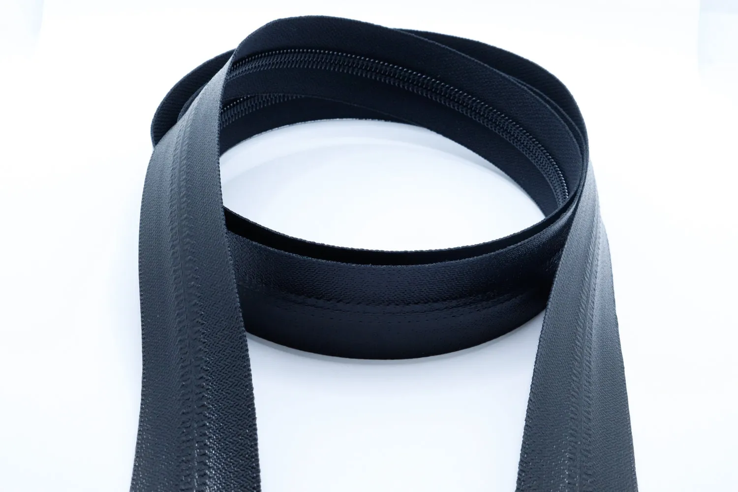 AquaGuard Zipper (Sold per ft)
