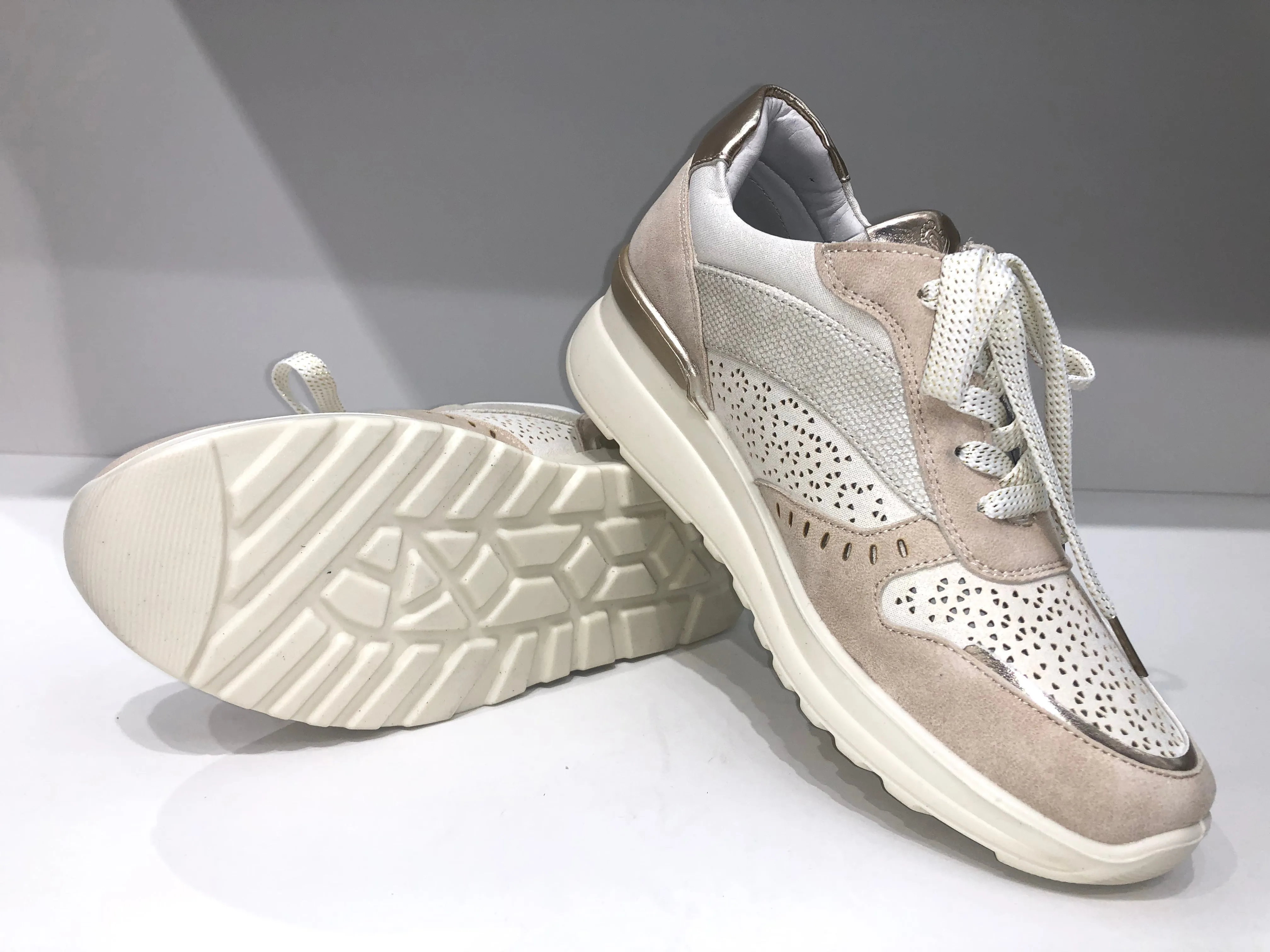 AST26373 TAUPE