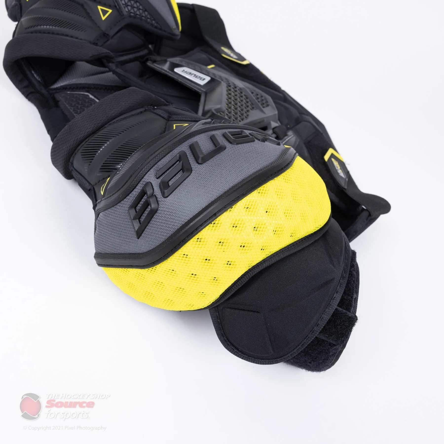 Bauer Supreme UltraSonic Intermediate Hockey Shoulder Pads