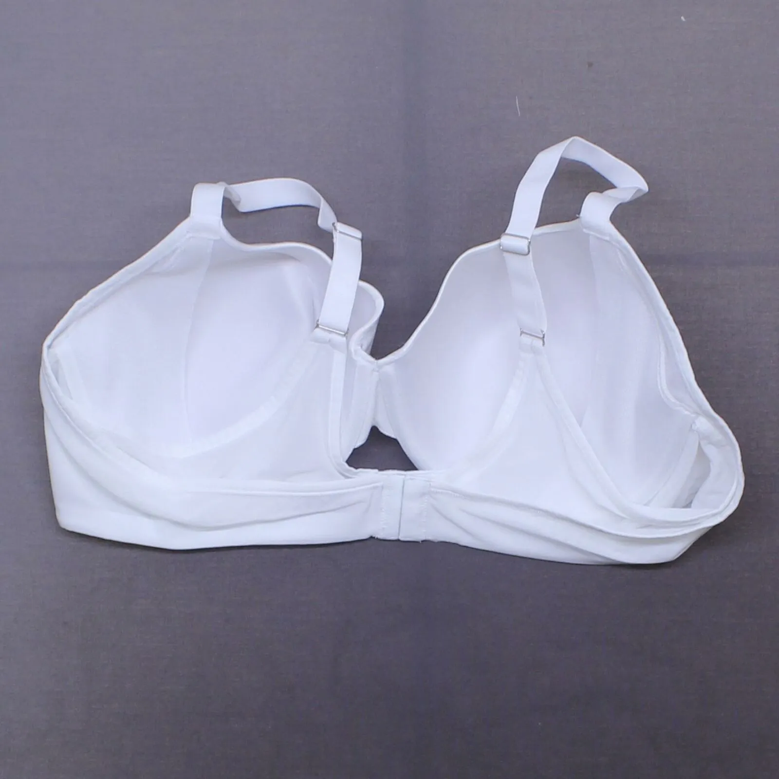 Breezies Smooth Radiance Underwire T-Shirt Bra White 44D