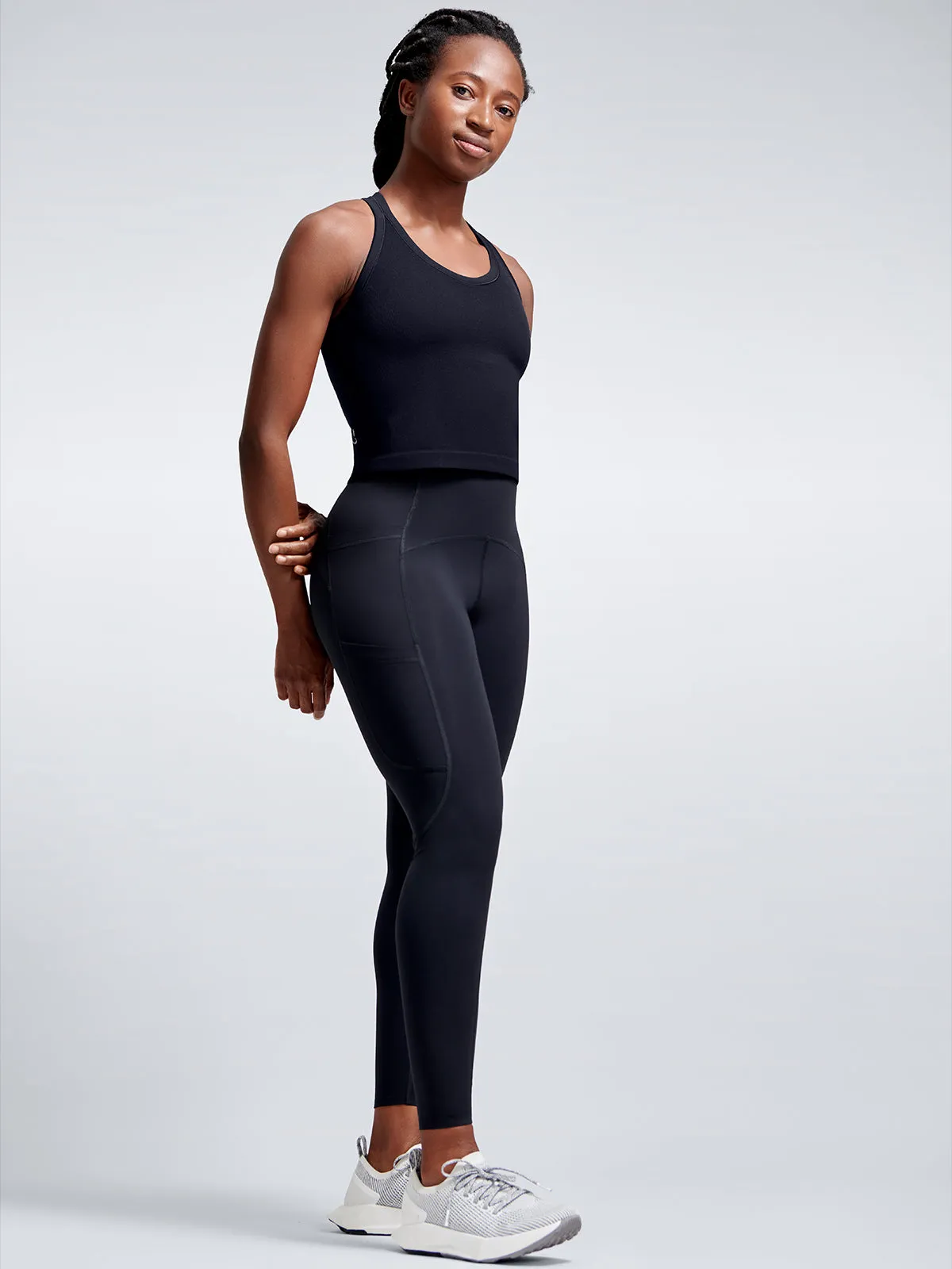 CROPPED MUSCLE TANK (RECYCLED) Black