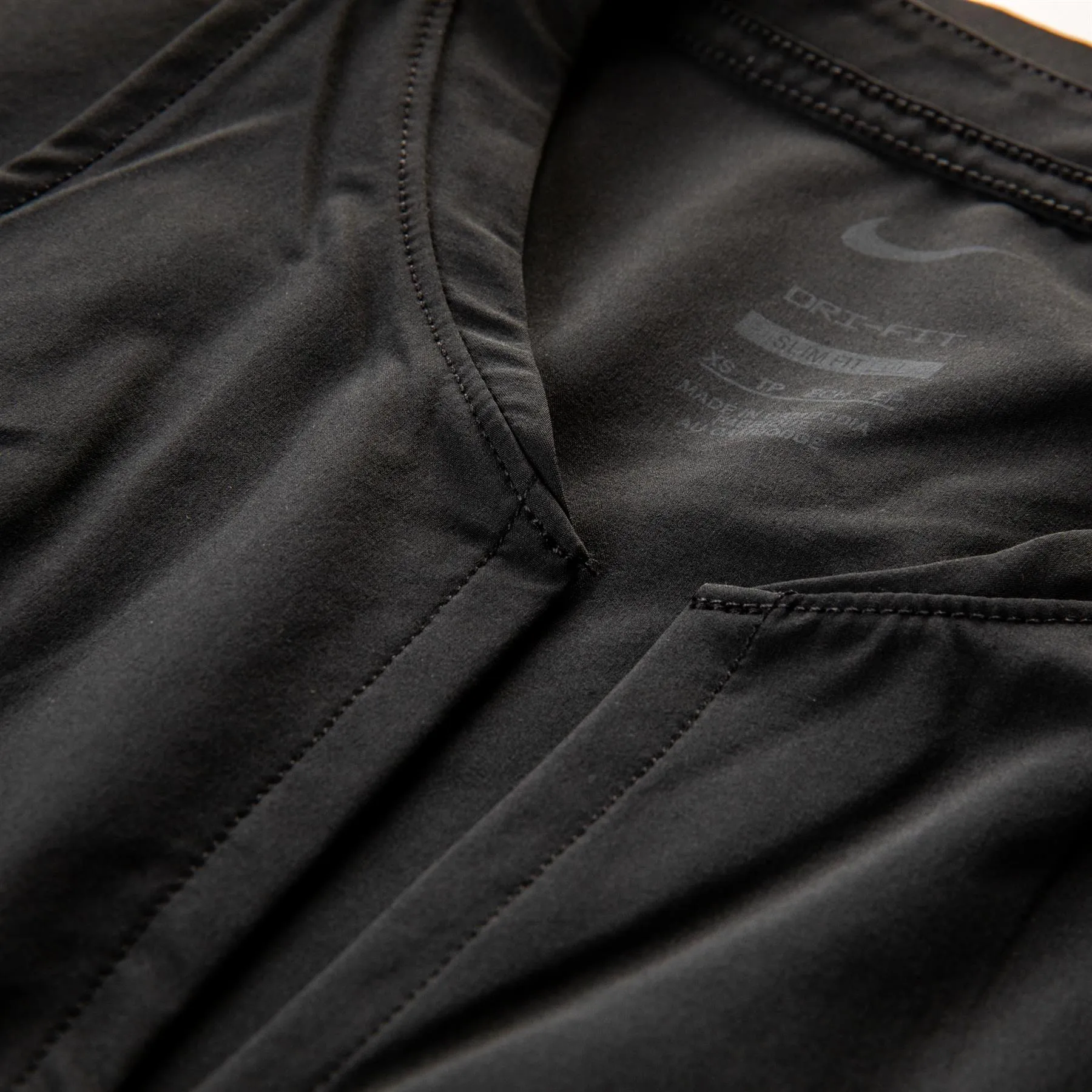 Dri-FIT Advantage Dress Black/White