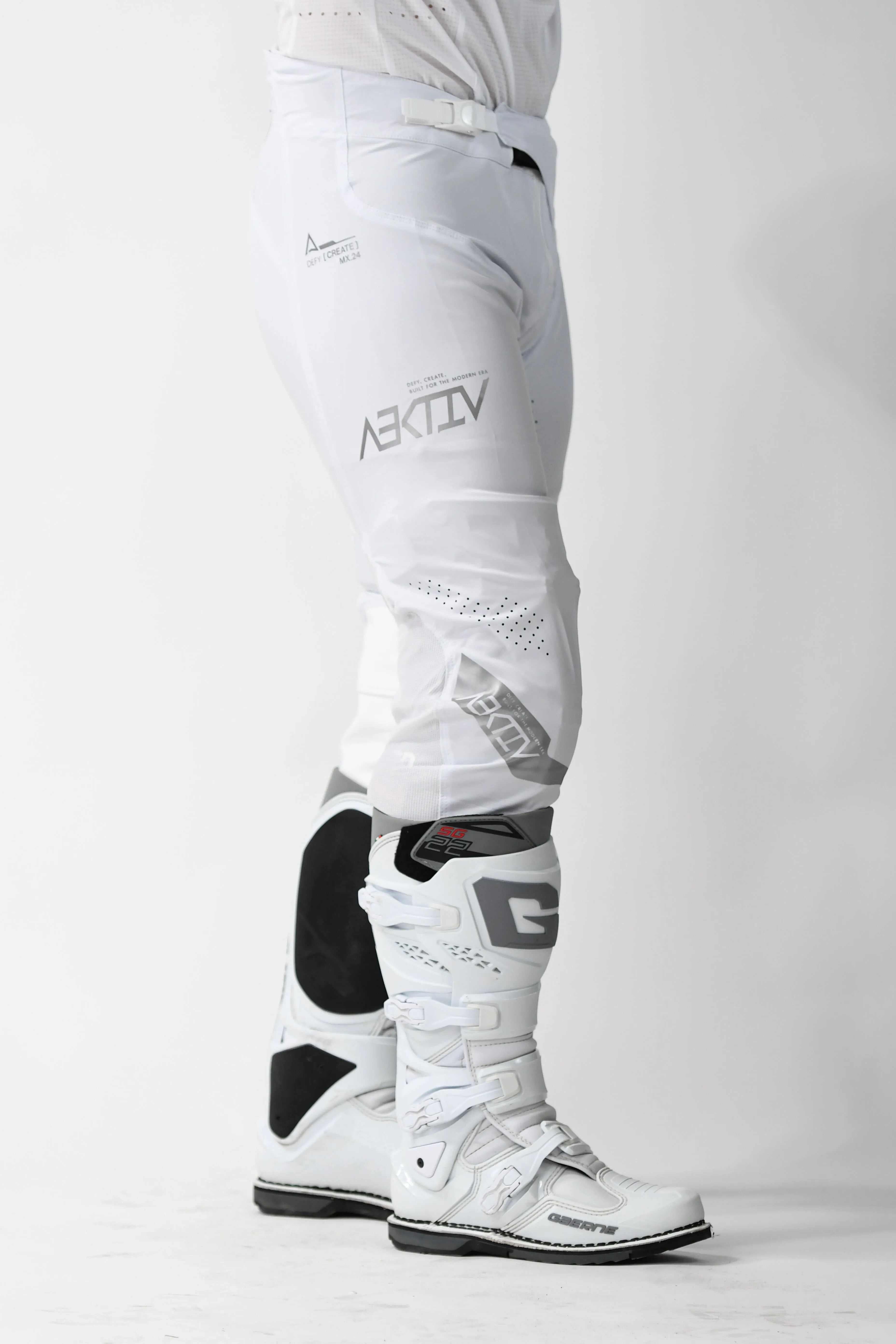 FROST LE Pants
