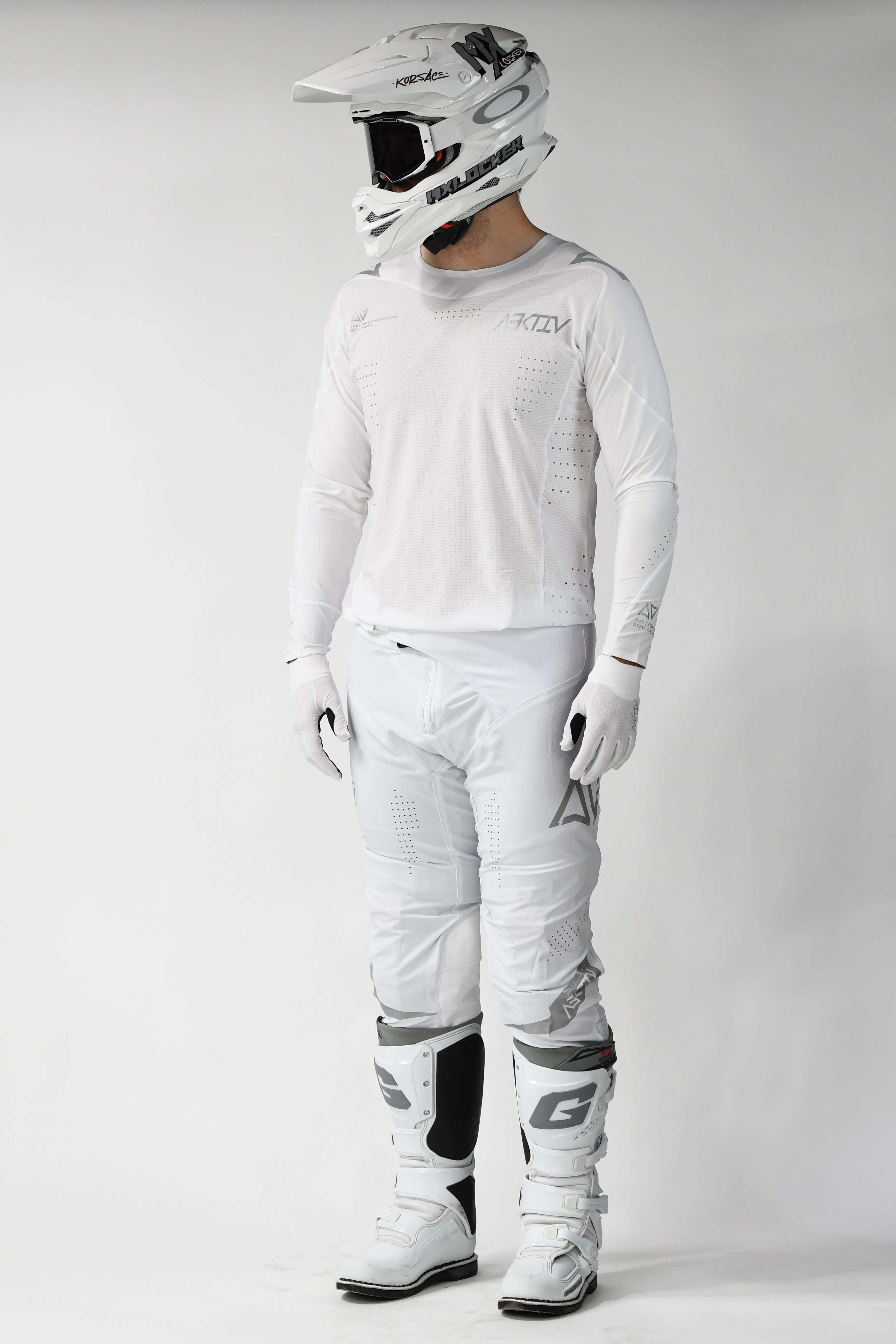 FROST LE Pants