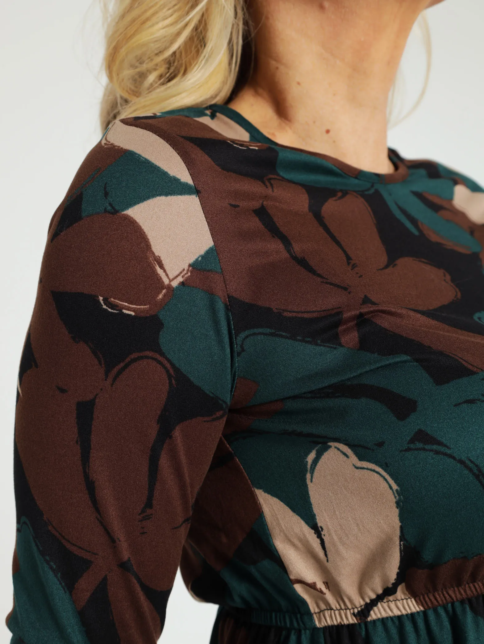 Long Sleeve Tennis Dress - Green