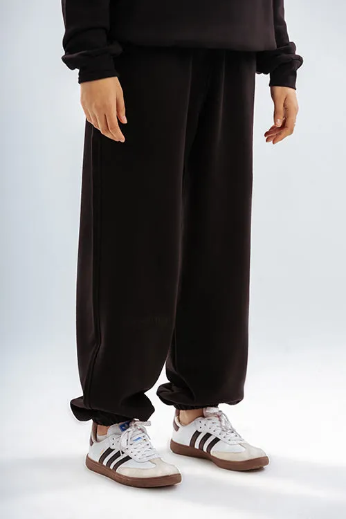 Loose Drawstring Sweatpants & Chill Sleeve T-shirt Black Set