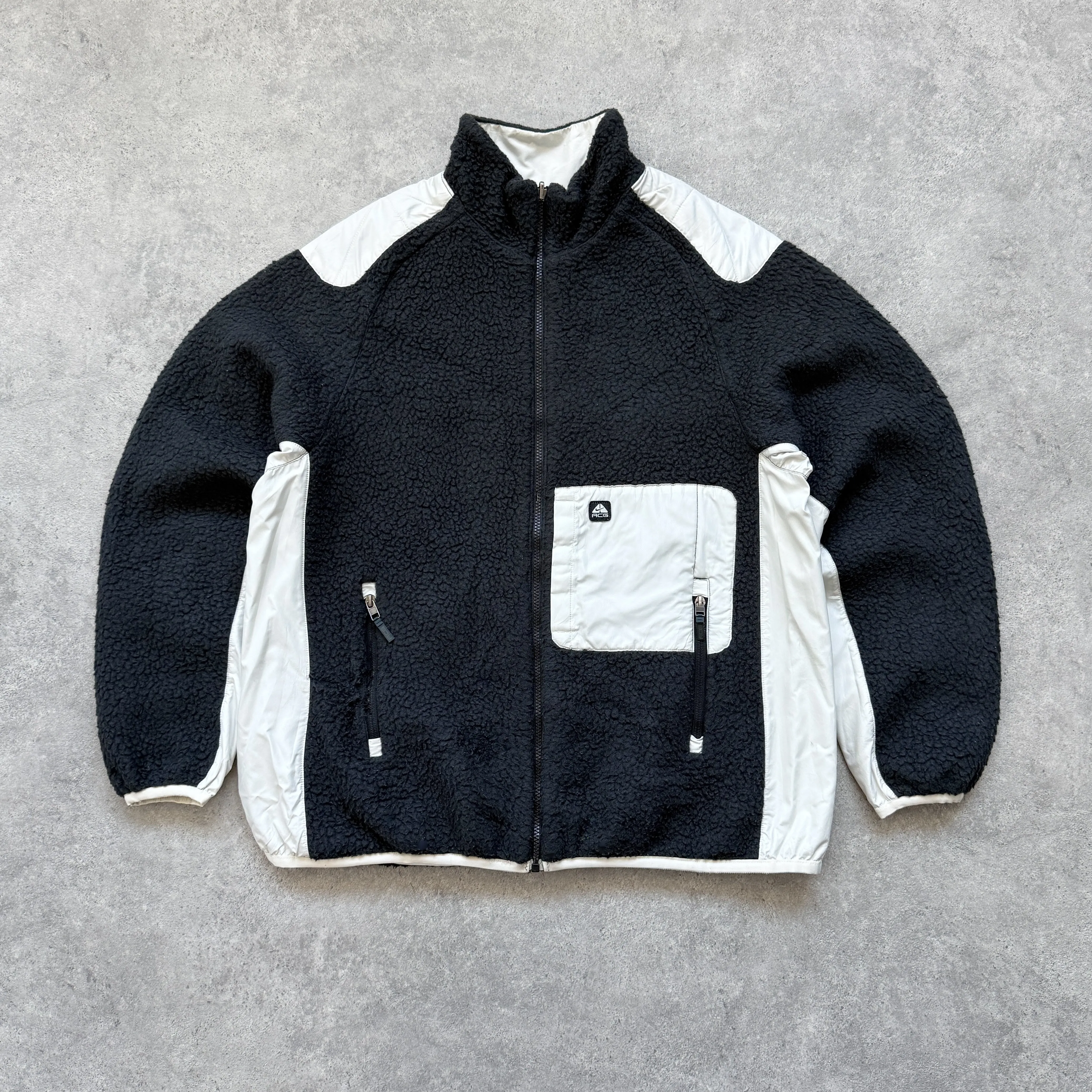 Nike ACG RARE 2000s reversible heavyweight two tone fleece jacket (XL)