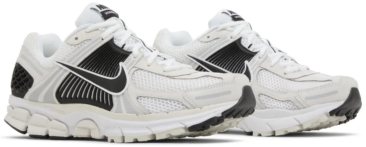Nike Zoom Vomero 5 White Black