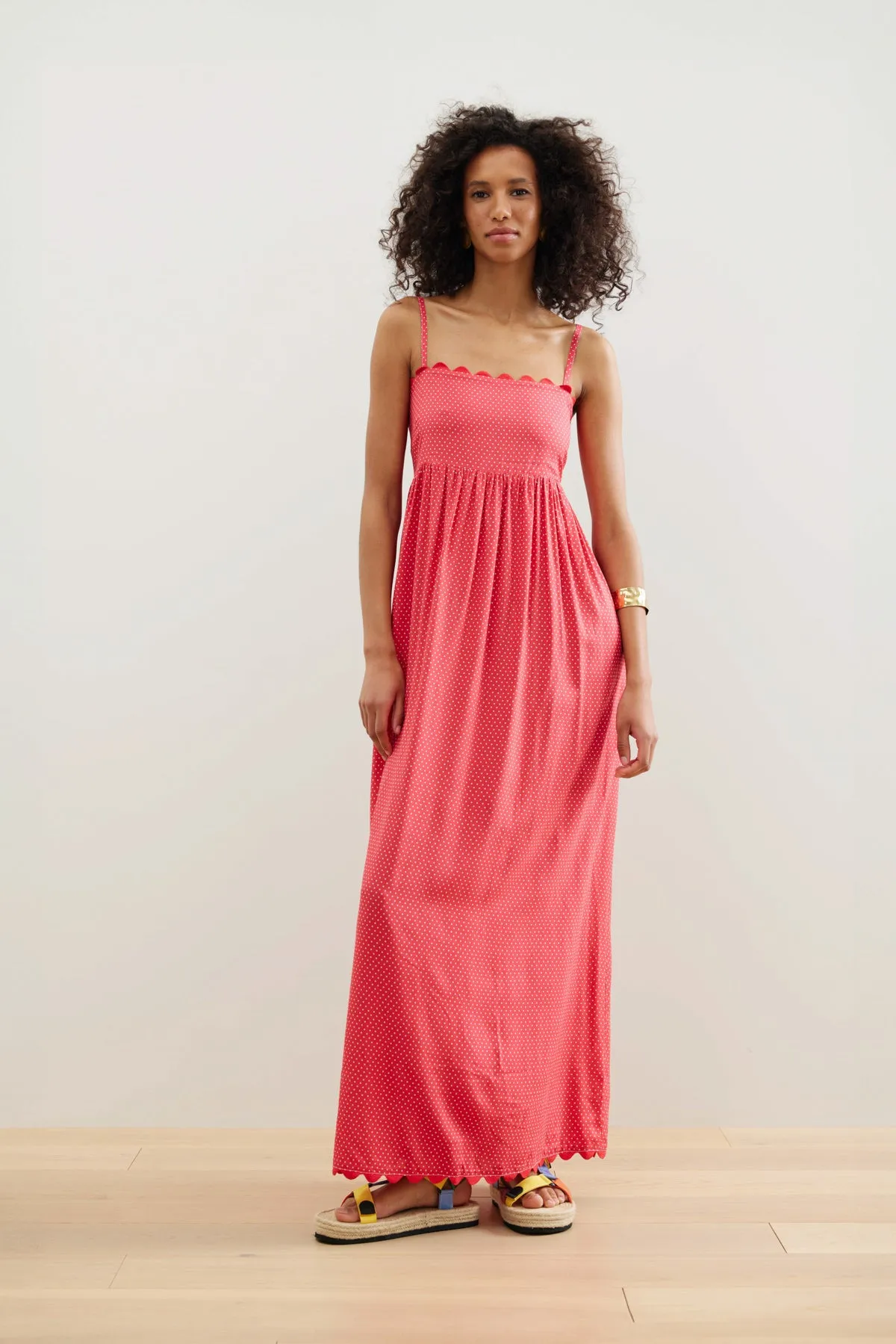 PINATA. Red. LAST SIZE 14!
