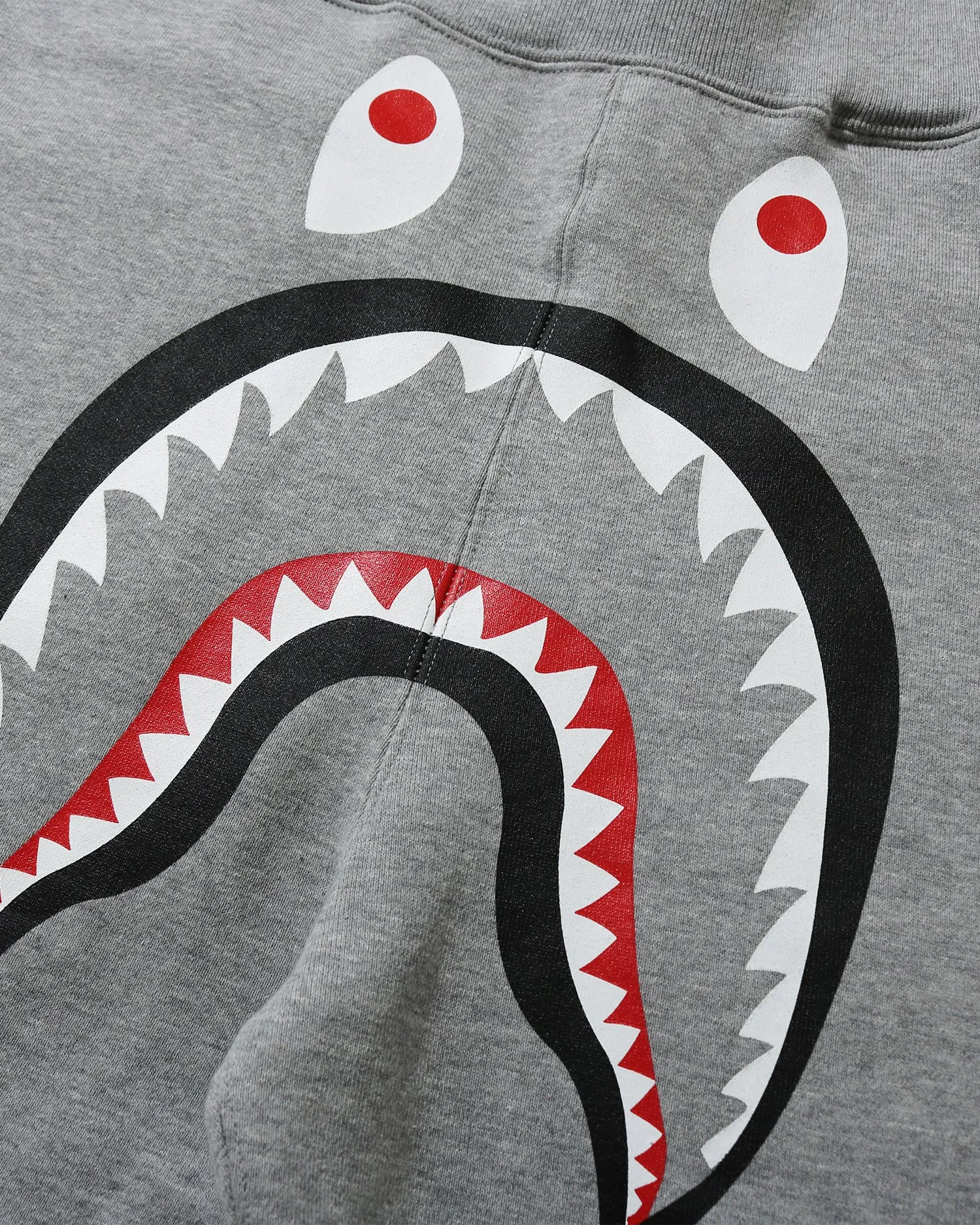 Shark slim sweatpants