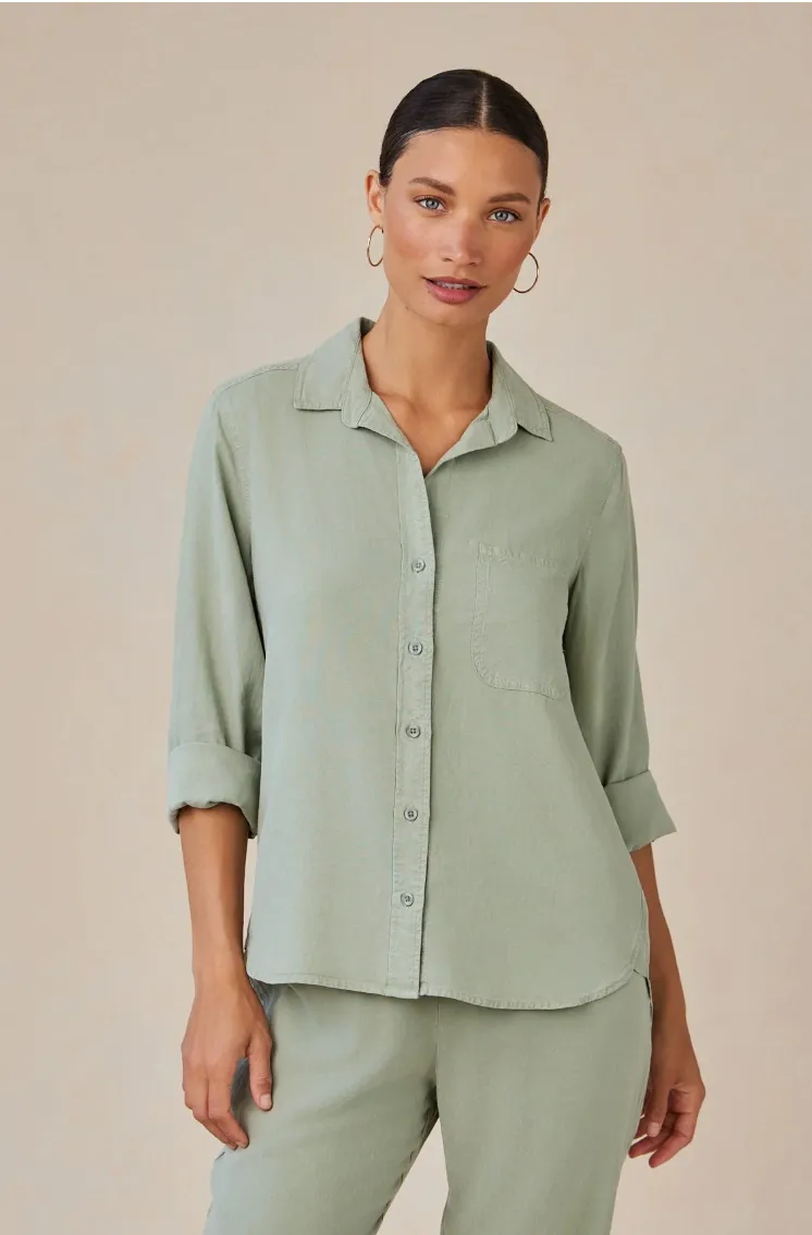 Shirt Tail Button Down Shirt