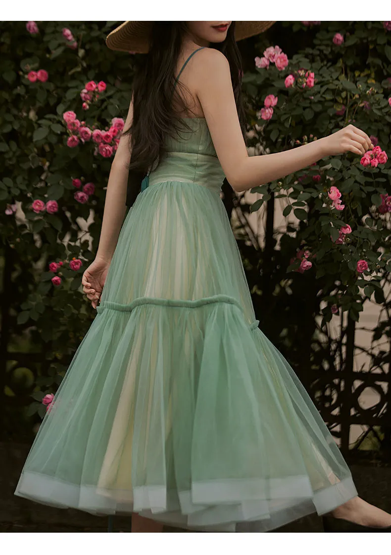 Simple Light Pink Short Prom Dresses Spaghetti Straps Tiered Tulle Prom Gowns Sweeheart Tea-Length Wedding Party Dress