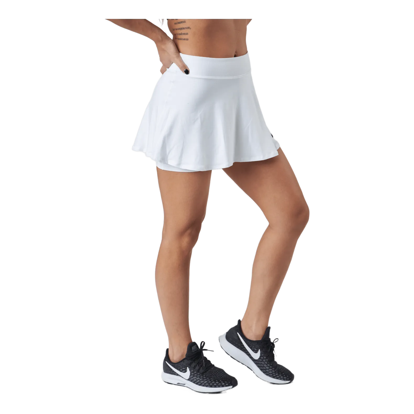 Victory Flouncy Skirt White/Black